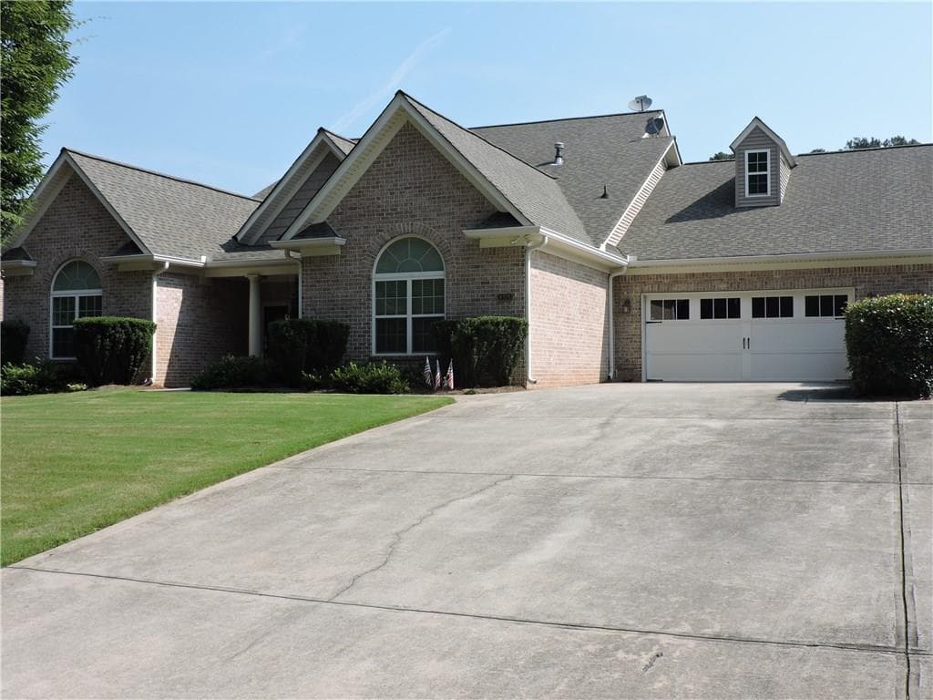 3 bedroom, 1,900 sq ft condominium sold at 4175 Janice Drive 3, Kennesaw, GA 30144
