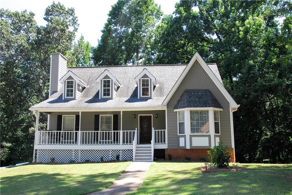 3 bedroom, 1,942 sq ft single family residence sold at 9689 Squirrel Wood Run, Douglasville, GA 30135