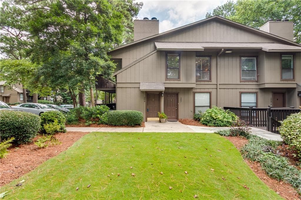 206 Cumberland Court, Smyrna, GA 30080 — most recent listing photo