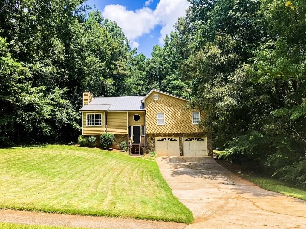 3 bedroom, 1,980 sq ft single family residence sold at 6794 Alexander Parkway, Douglasville, GA 30135