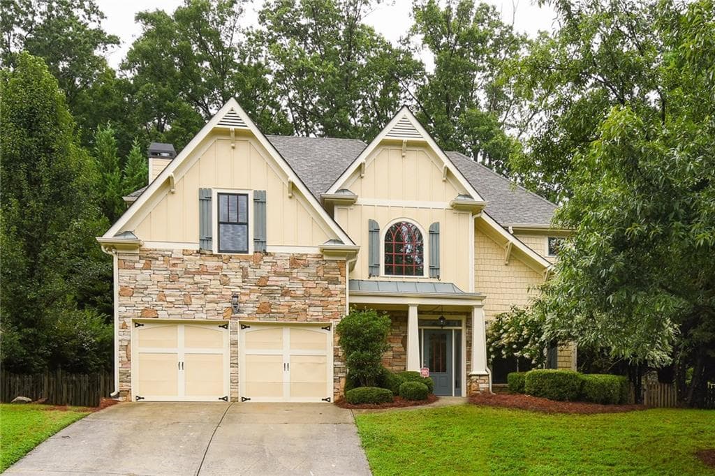 4 bedroom single family residence sold at 272 Pine Bluff Drive, Dallas, GA 30157