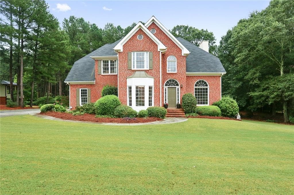 5 bedroom, 2,743 sq ft single family residence sold at 7522 Greens Mill Drive, Loganville, GA 30052
