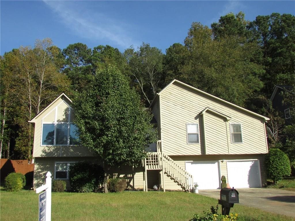 4 bedroom, 1,662 sq ft single family residence sold at 3863 Nowlin Road, Kennesaw, GA 30144