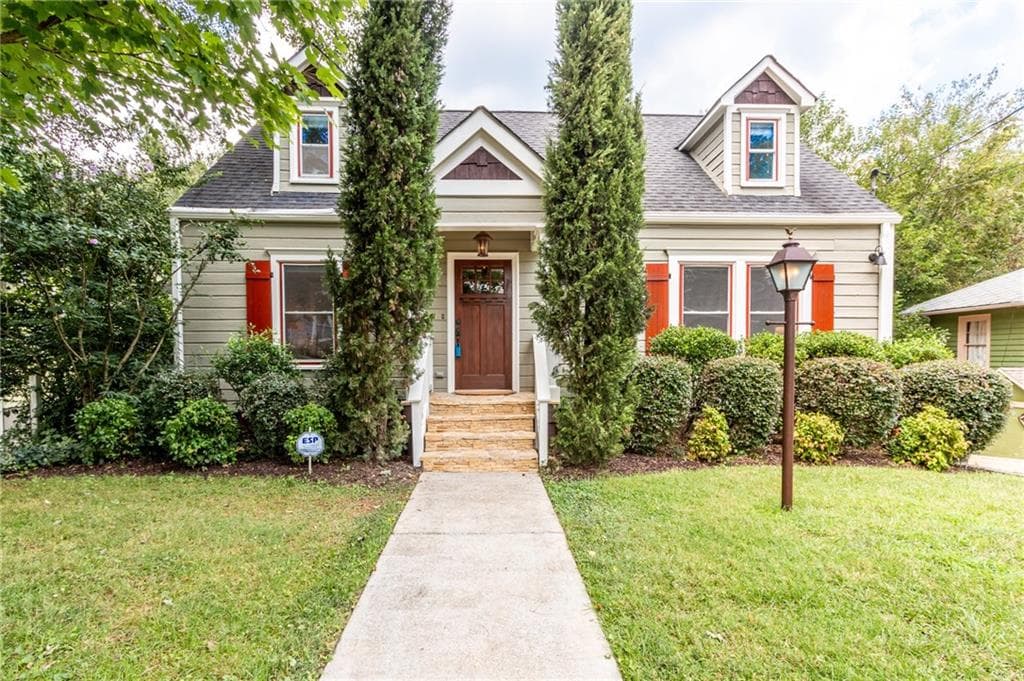 4 bedroom, 1,795 sq ft single family residence sold at 105 Dahlgren Street, Atlanta, GA 30317