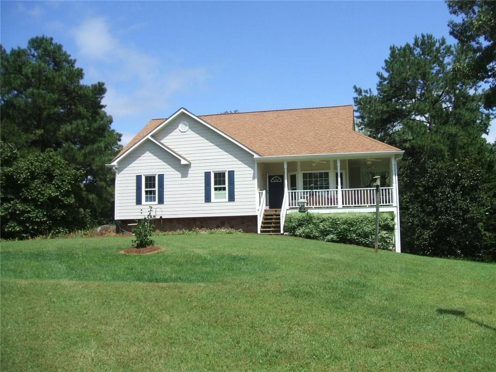 3 bedroom, 1,505 sq ft single family residence sold at 7015 Wyngate Drive, Cumming, GA 30040