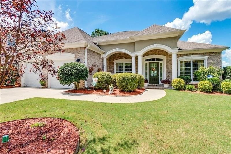 3 bedroom, 2,469 sq ft single family residence sold at 5555 Blair Valley Run, Cumming, GA 30040