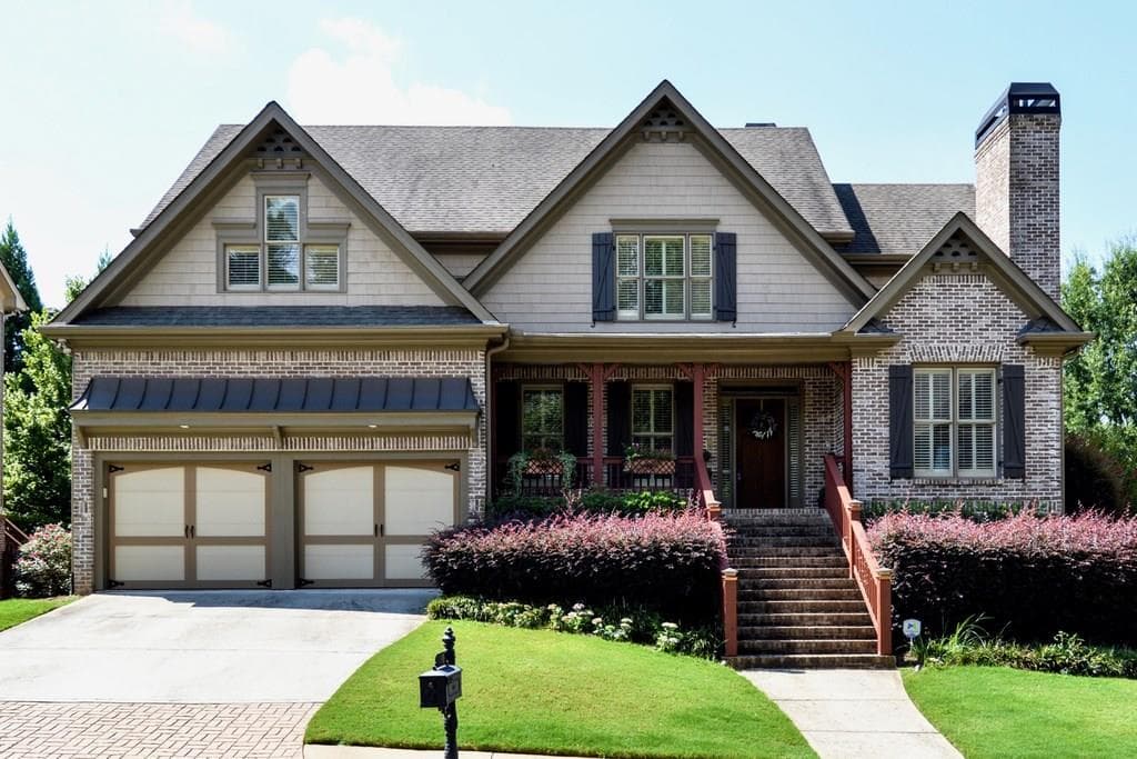 6 bedroom, 4,958 sq ft single family residence sold at 160 SE CONCORD CLOSE Circle, Smyrna, GA 30082