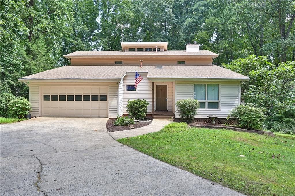 690 Spring Valley Drive, Cumming, GA 30041 — most recent listing photo