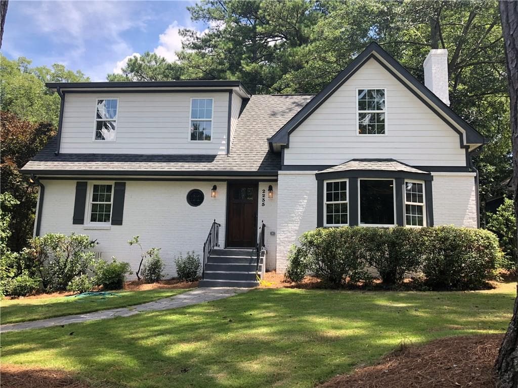 4 bedroom, 1,880 sq ft single family residence sold at 2235 Melante Drive, Atlanta, GA 30324