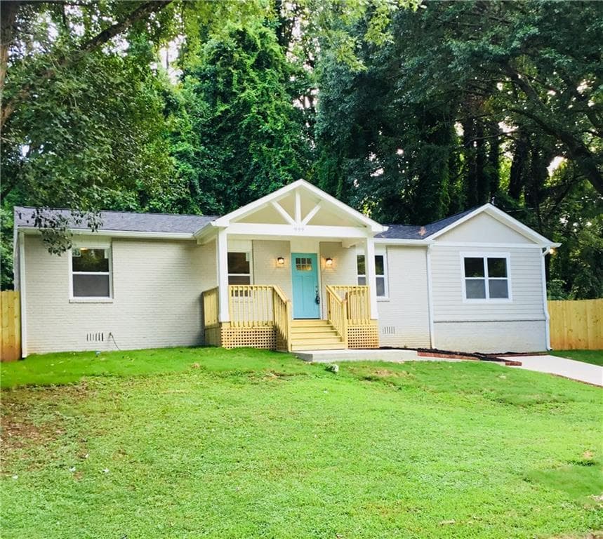 3 bedroom, 1,400 sq ft single family residence sold at 999 Redford Drive, Atlanta, GA 30315