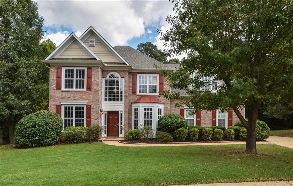 5 bedroom, 2,961 sq ft single family residence sold at 3753 Golden Ive Drive, Buford, GA 30519