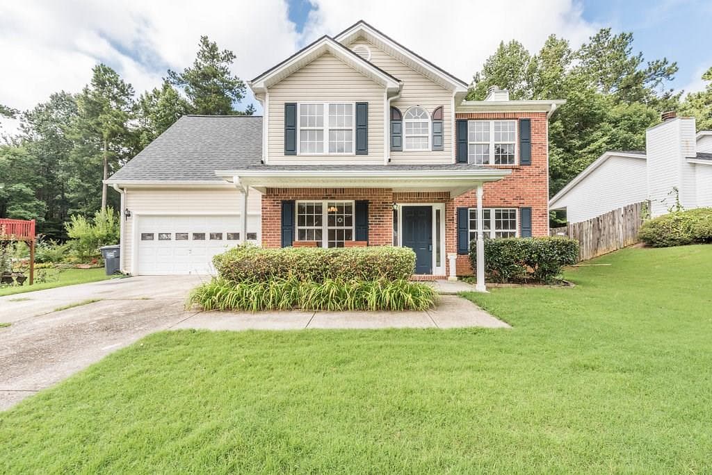4 bedroom, 2,010 sq ft single family residence sold at 1774 Fort Shawnee Trace, Dacula, GA 30019