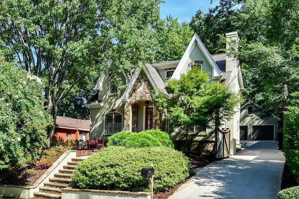 5 bedroom single family residence sold at 854 Virginia Circle, Atlanta, GA 30306
