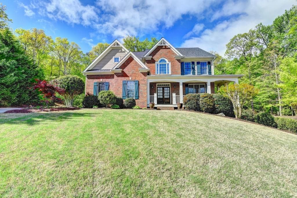 4 bedroom, 2,879 sq ft single family residence sold at 4950 Arbor Meadows Drive, Cumming, GA 30040