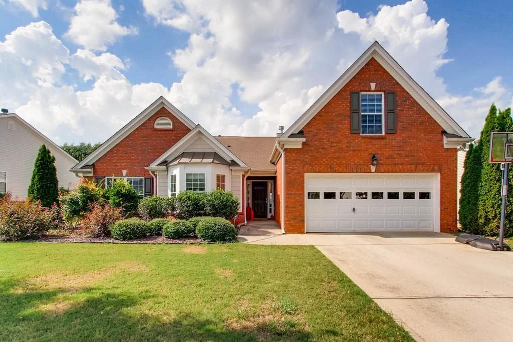3 bedroom, 2,553 sq ft single family residence sold at 2652 Carleton Gold Road Road, Dacula, GA 30019