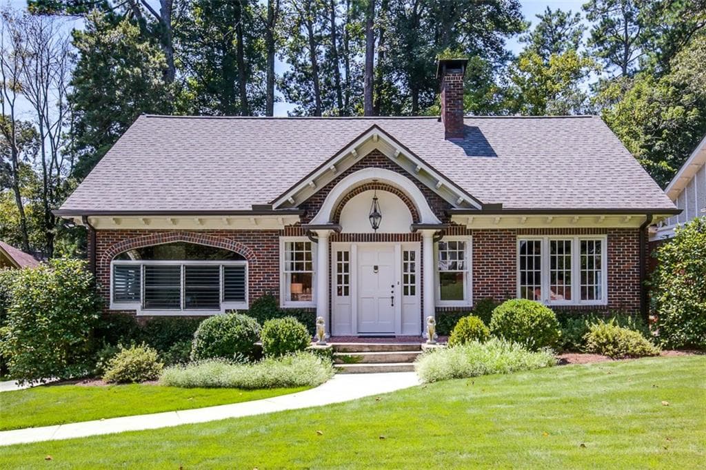 3 bedroom, 2,376 sq ft single family residence sold at 1393 Harvard Road, Atlanta, GA 30306