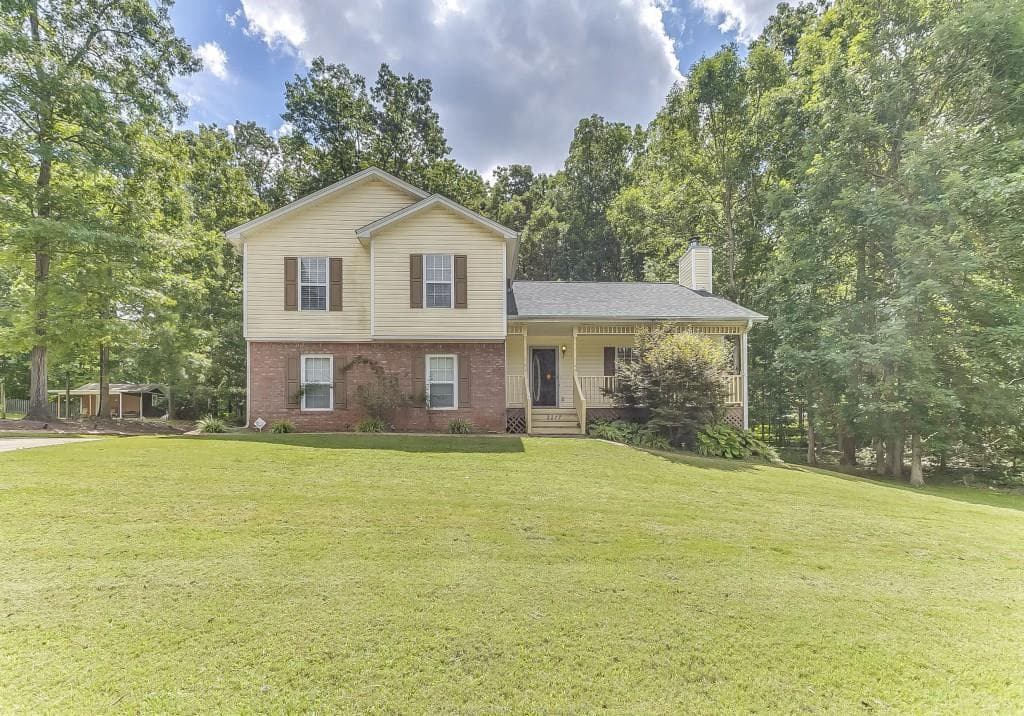 3 bedroom, 1,944 sq ft single family residence sold at 2277 Alton Frank Way, Dacula, GA 30019