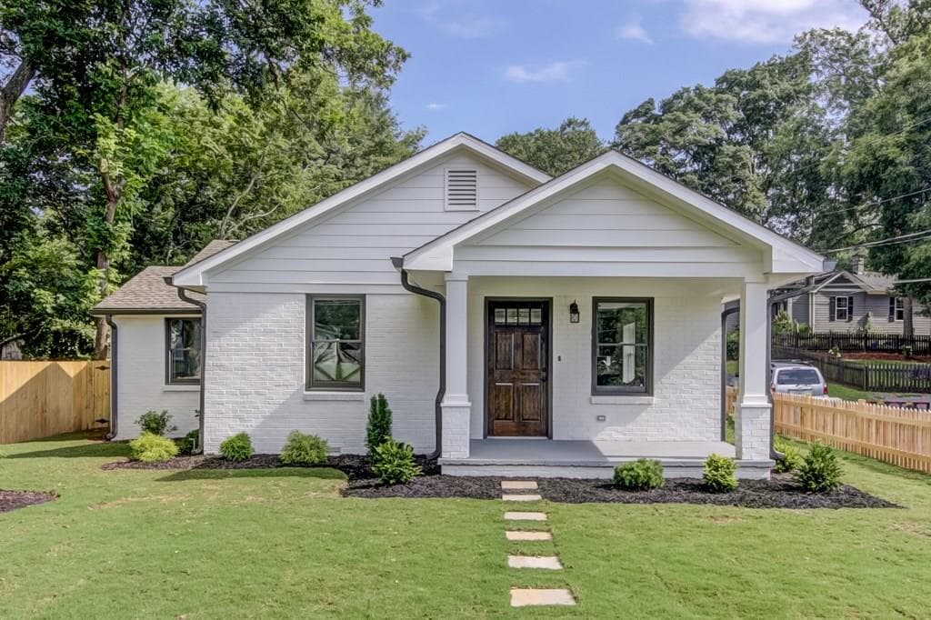 3 bedroom, 1,330 sq ft single family residence sold at 439 Lawrence Street, Marietta, GA 30060