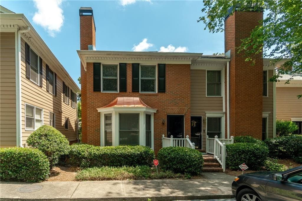 2 bedroom, 1,366 sq ft condominium sold at 7500 Roswell Road 58, Sandy Springs, GA 30350