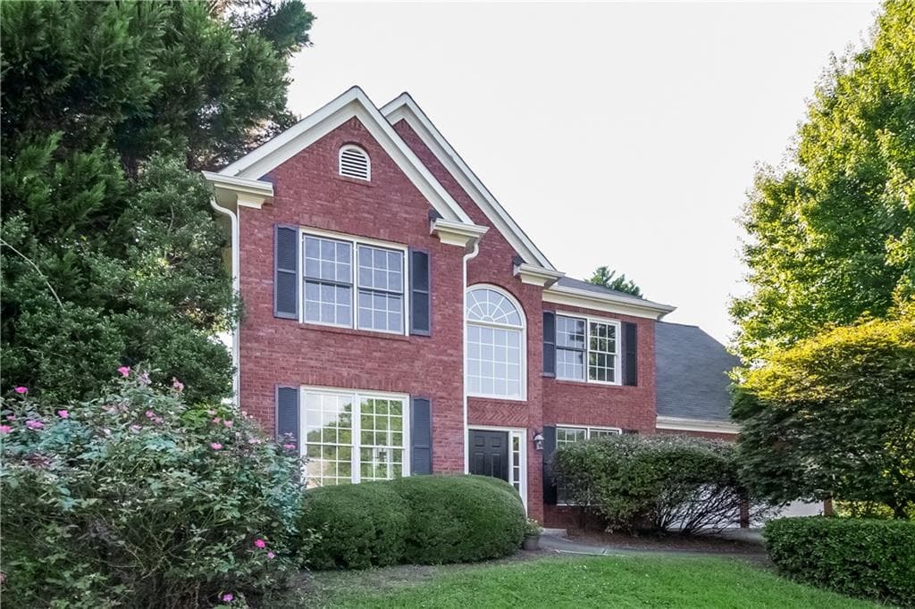 3 bedroom, 2,263 sq ft single family residence sold at 321 Woodbrook Crest, Canton, GA 30114