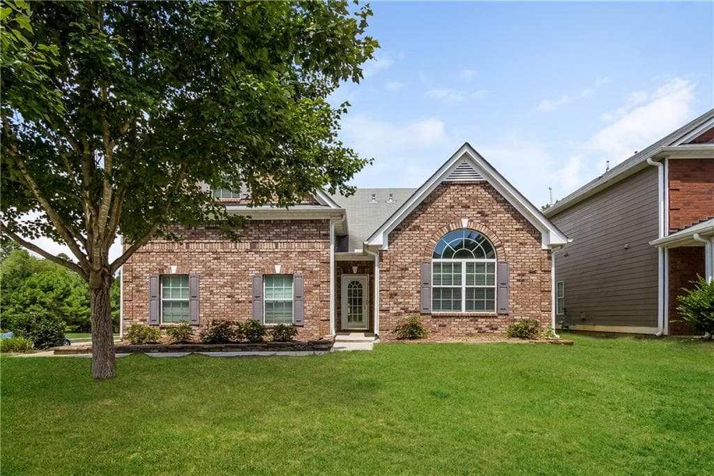 4 bedroom, 1,919 sq ft single family residence sold at 300 Breeze Court, Canton, GA 30114