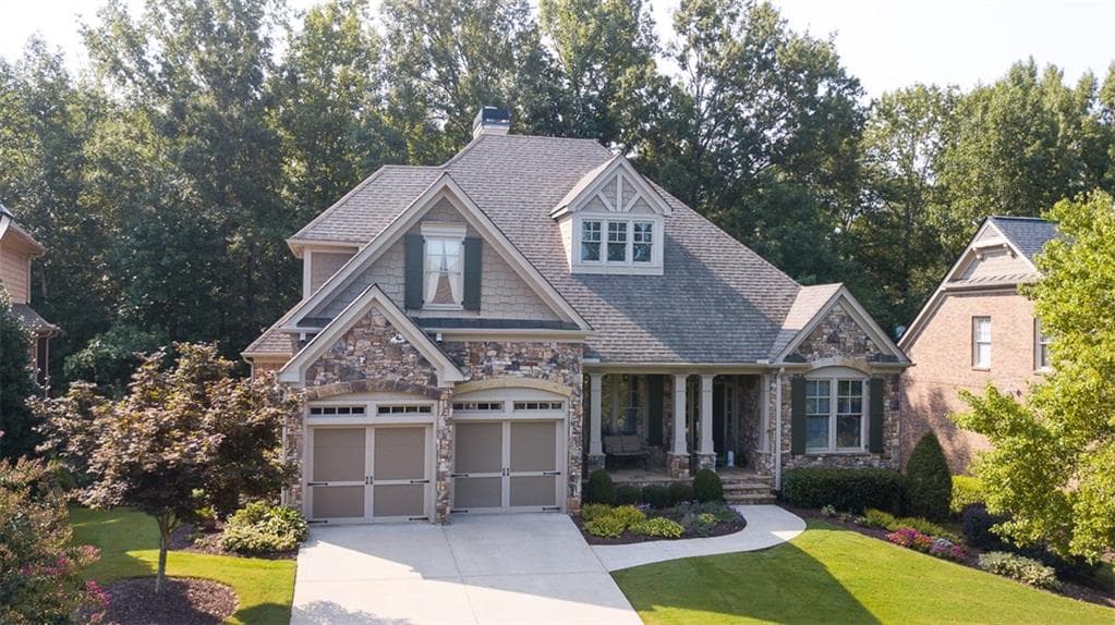 4 bedroom single family residence sold at 8005 Wakehurst Place, Cumming, GA 30040