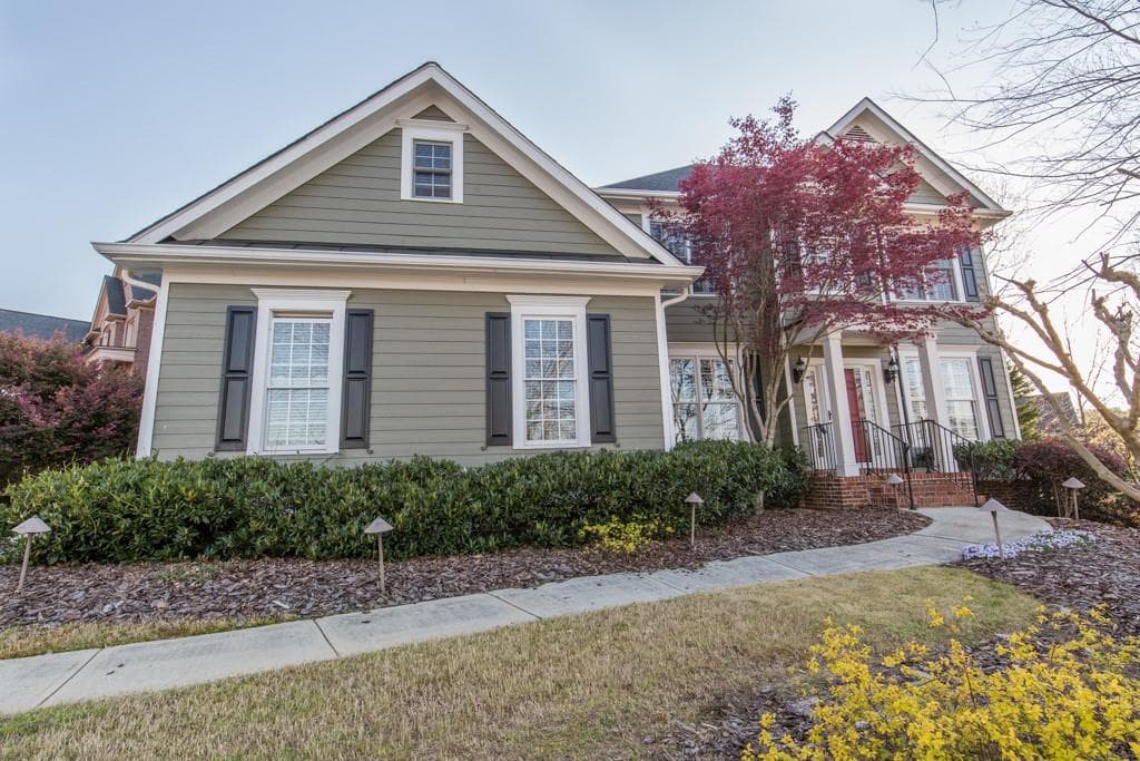 5 bedroom, 4,183 sq ft single family residence sold at 1232 Forest Crest Drive, Dacula, GA 30019