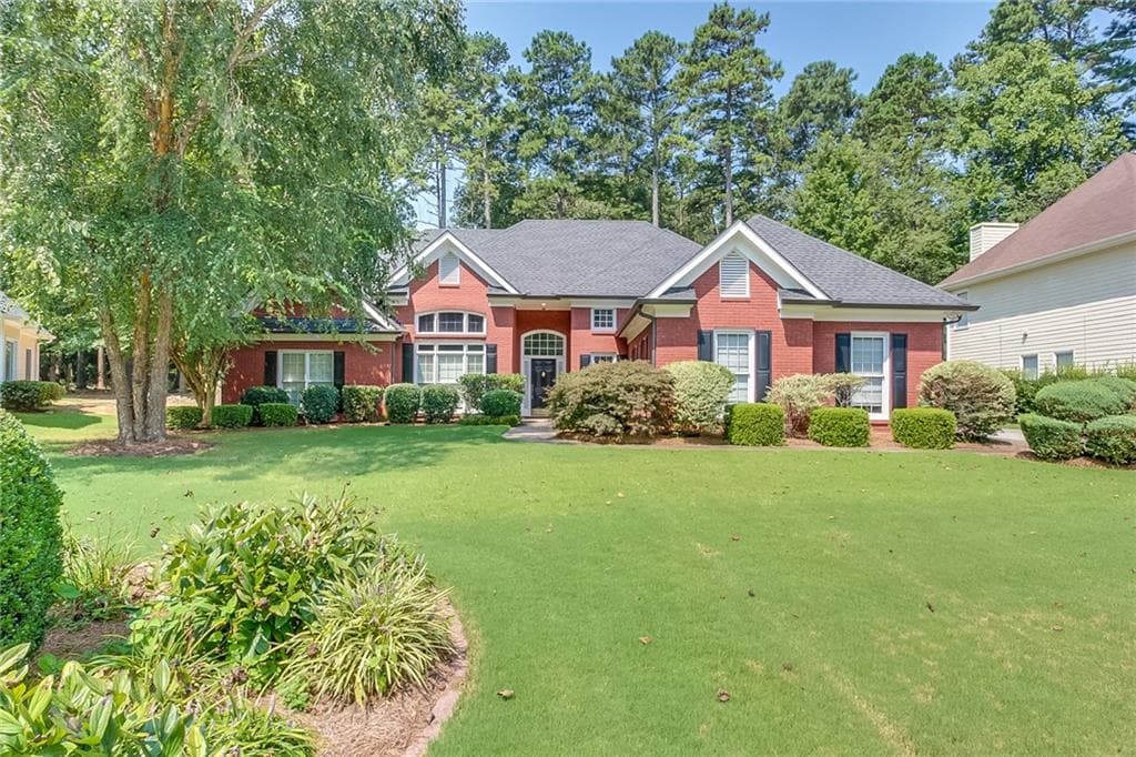 3 bedroom, 2,308 sq ft single family residence sold at 1397 Hadaway Trail, Lawrenceville, GA 30043