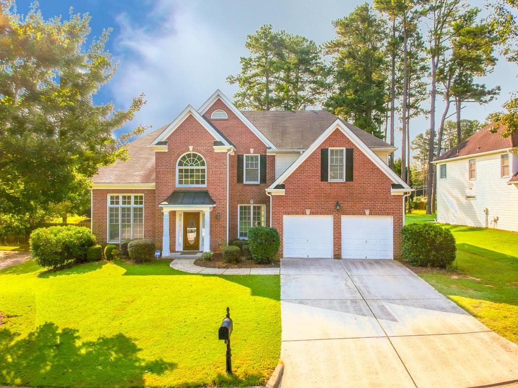 4 bedroom, 3,131 sq ft single family residence sold at 115 Westbury Lane, Alpharetta, GA 30005