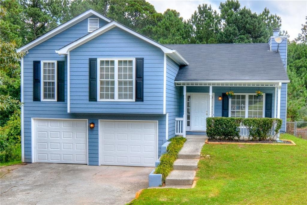 3 bedroom, 1,946 sq ft single family residence sold at 1252 Brookton Woods Way, Dacula, GA 30019