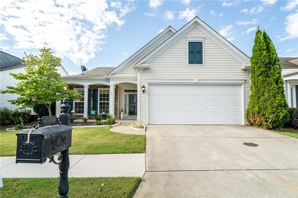 2 bedroom, 1,687 sq ft single family residence sold at 2814 Soneley Way, Alpharetta, GA 30004