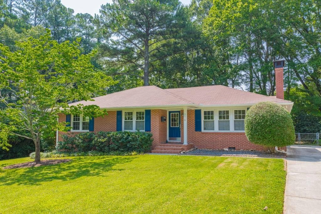 376 Seminole Drive, Marietta, GA 30060 — most recent listing photo