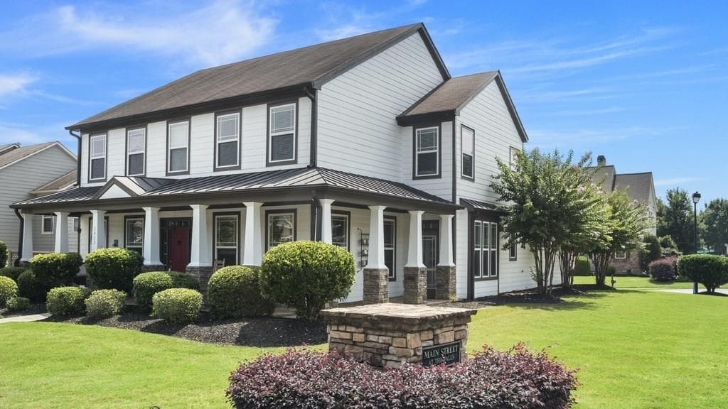 1423 Kilchis Falls Way, Braselton, GA 30517 — most recent listing photo