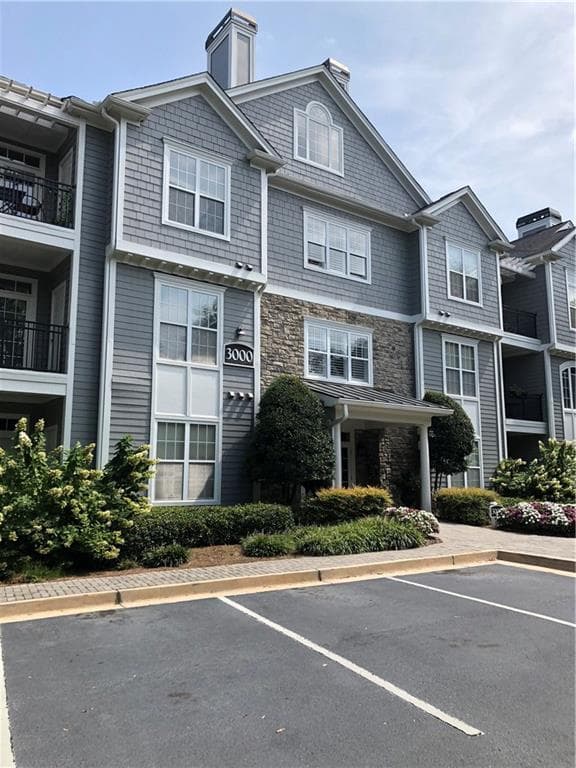 2 bedroom, 1,340 sq ft condominium sold at 4100 Paces Walk 3303, Atlanta, GA 30339