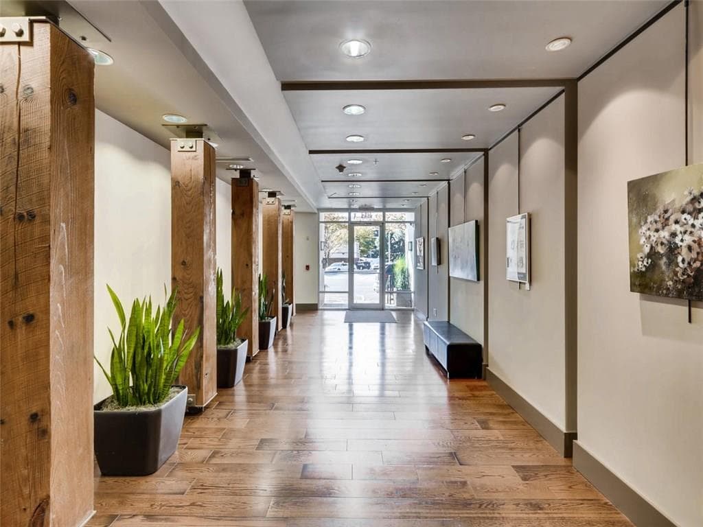 201 W Ponce De Leon Avenue 62, Decatur, GA 30030 — most recent listing photo