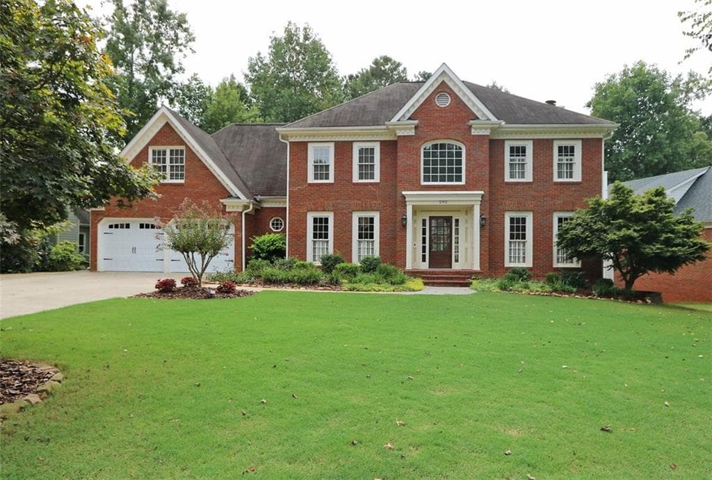 6 bedroom, 3,923 sq ft single family residence sold at 592 Delphinium Boulevard, Acworth, GA 30102