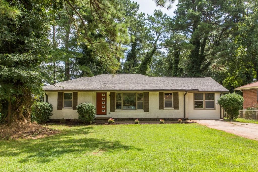 5 bedroom, 1,472 sq ft single family residence sold at 2051 Mark Trail, Decatur, GA 30032