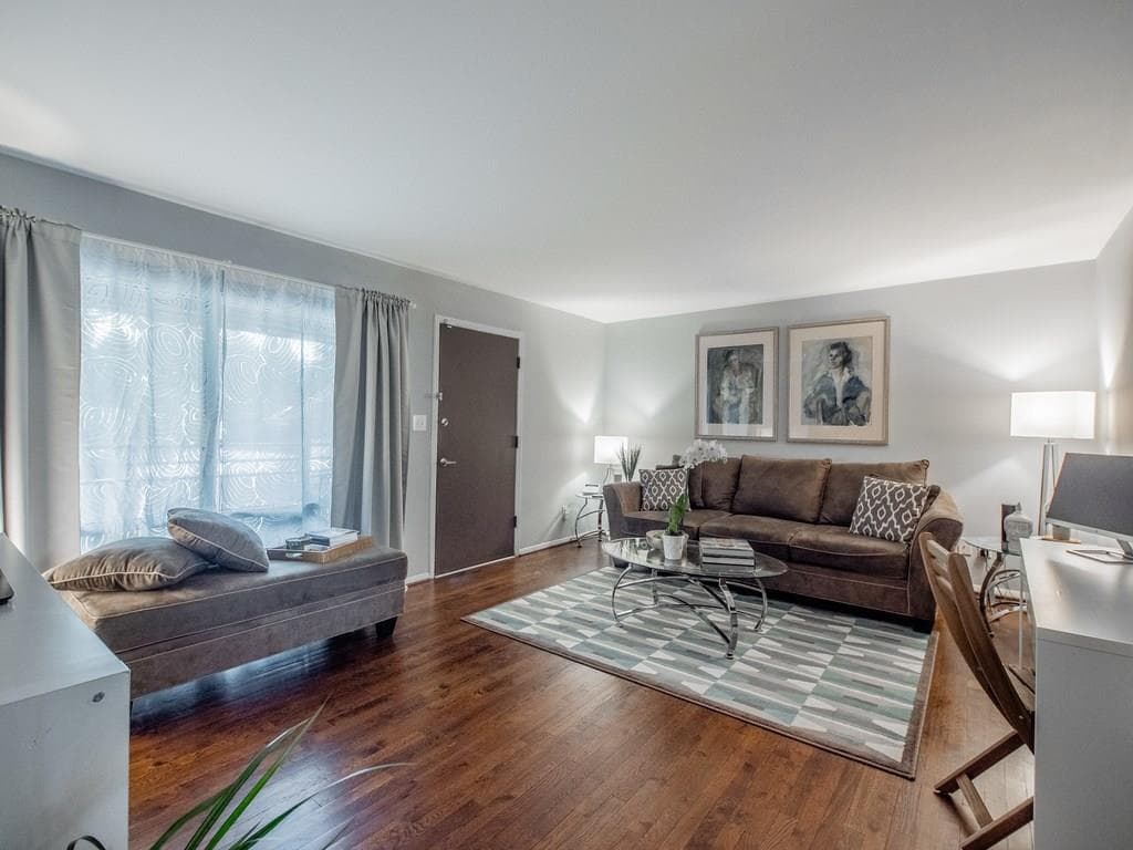 3 bedroom, 1,160 sq ft condominium sold at 3046 Briarcliff Road 4, Atlanta, GA 30329