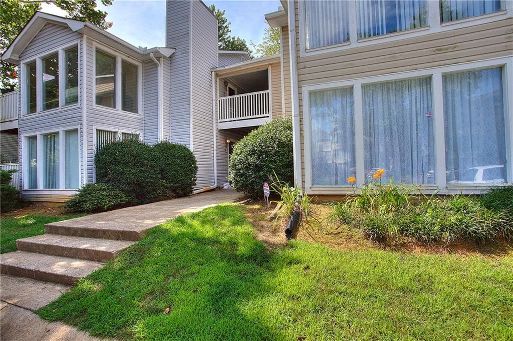 1409 Augusta Drive, Marietta, GA 30067 — most recent listing photo