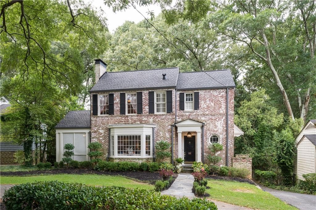3 bedroom, 2,080 sq ft single family residence sold at 404 Collier Road, Atlanta, GA 30309