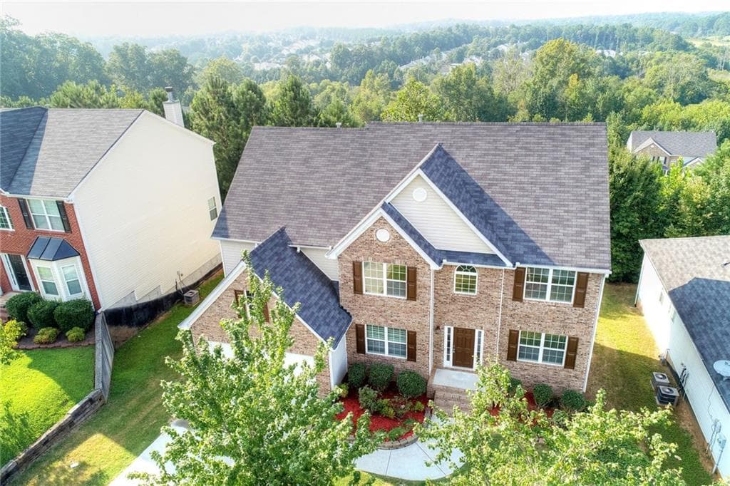 5 bedroom, 2,780 sq ft single family residence sold at 670 Roxford Lane, Buford, GA 30518