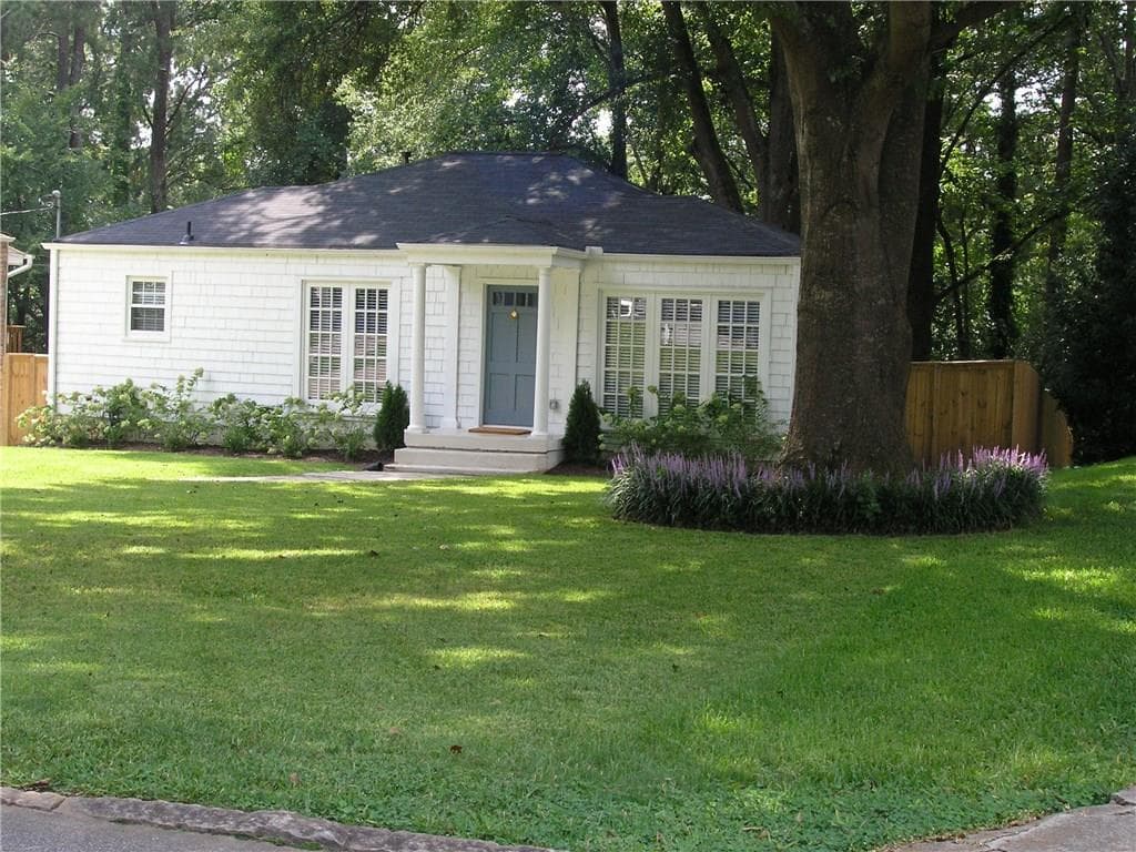 2 bedroom, 1,261 sq ft single family residence sold at 1145 Country Lane, Atlanta, GA 30324