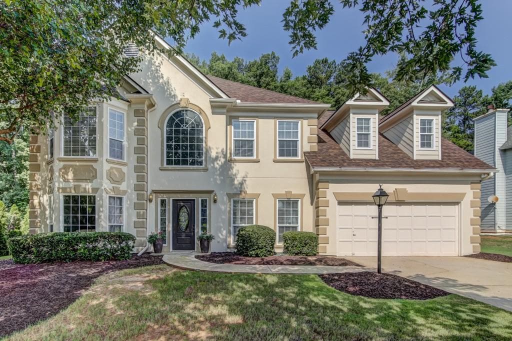 4 bedroom, 3,046 sq ft single family residence sold at 2635 Almont Way, Roswell, GA 30076