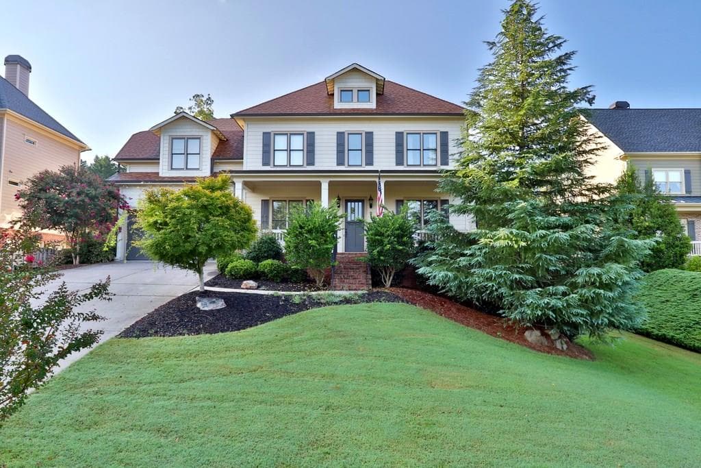 6 bedroom, 6,340 sq ft single family residence sold at 3530 Horizon Court, Cumming, GA 30041