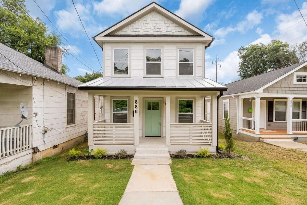 3 bedroom, 1,728 sq ft single family residence sold at 886 Hubbard Street, Atlanta, GA 30310