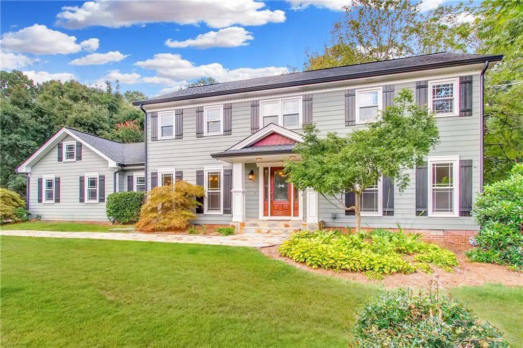 4 bedroom, 2,674 sq ft single family residence sold at 7605 Nesbit Ferry Road, Atlanta, GA 30350