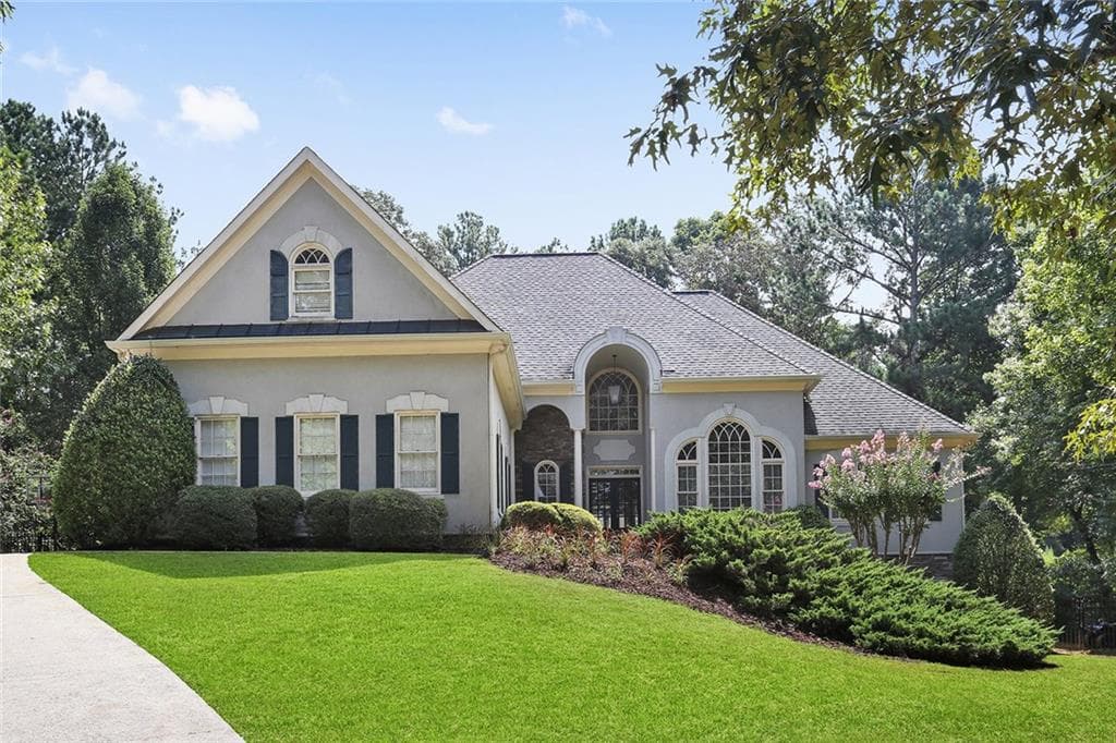 5 bedroom, 4,115 sq ft single family residence sold at 545 Champions Hills Drive, Alpharetta, GA 30004