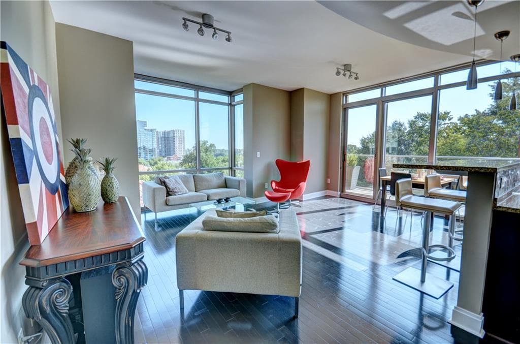 2 bedroom, 1,285 sq ft condominium sold at 905 Juniper Street 616, Atlanta, GA 30309