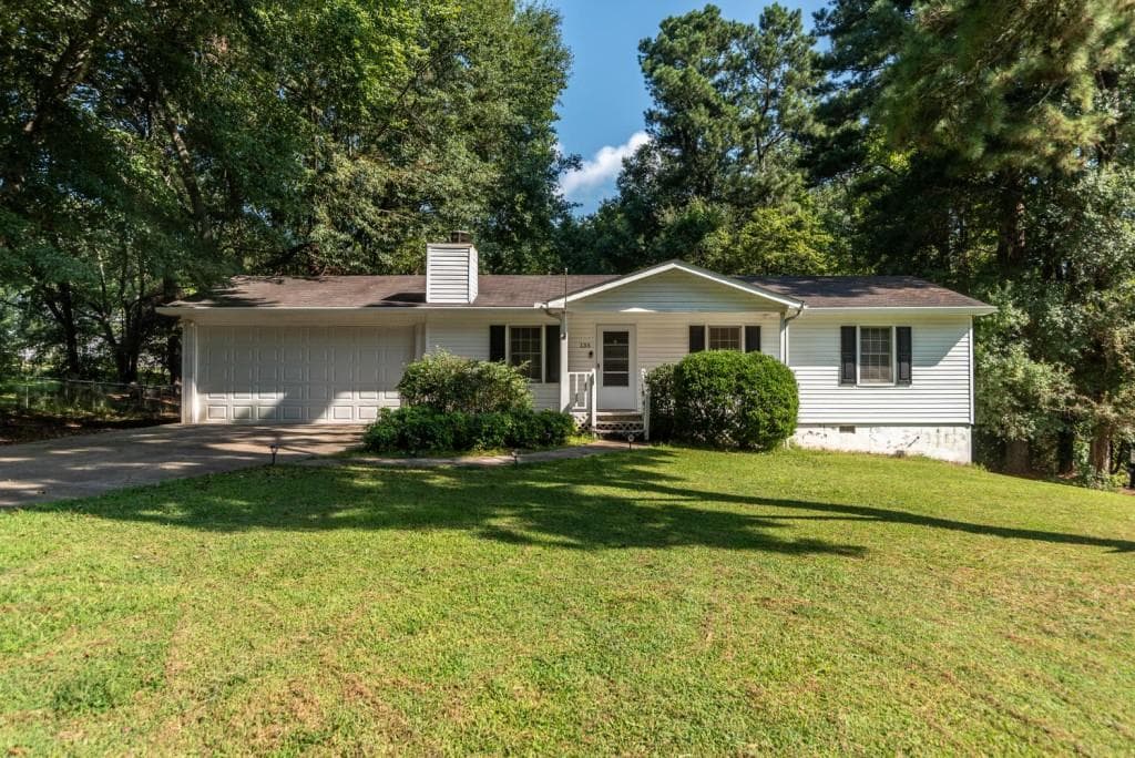 3 bedroom, 1,118 sq ft single family residence sold at 135 Sequoyah Drive, Alpharetta, GA 30004