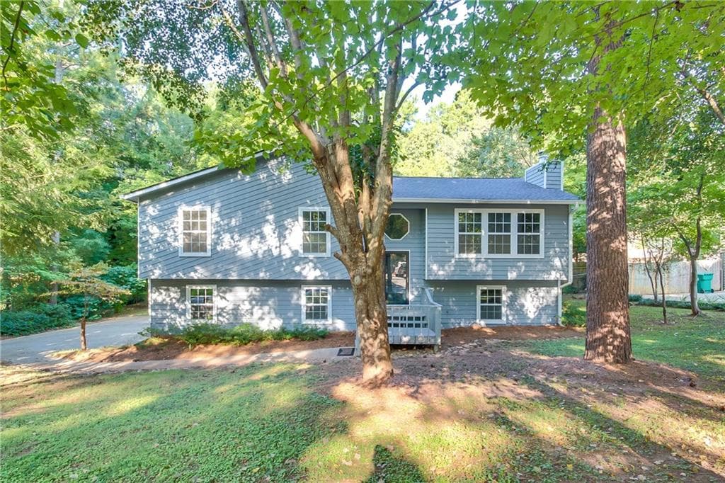 3 bedroom, 1,332 sq ft single family residence sold at 332 Doeskin Lane, Smyrna, GA 30082